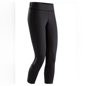 Arc’teryx Kappa Crop Tight Black Leggings Size M